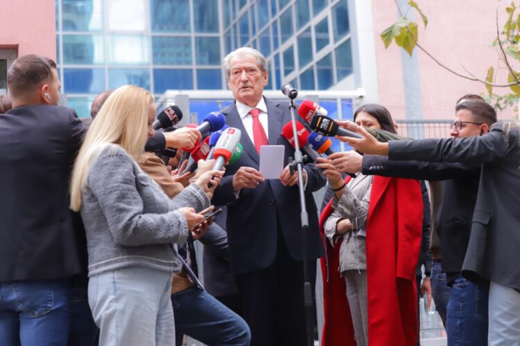 Çfarë informacionesh ka Ilir Meta për 21 Janarin? Berisha: Mund të dijë më shumë se unë