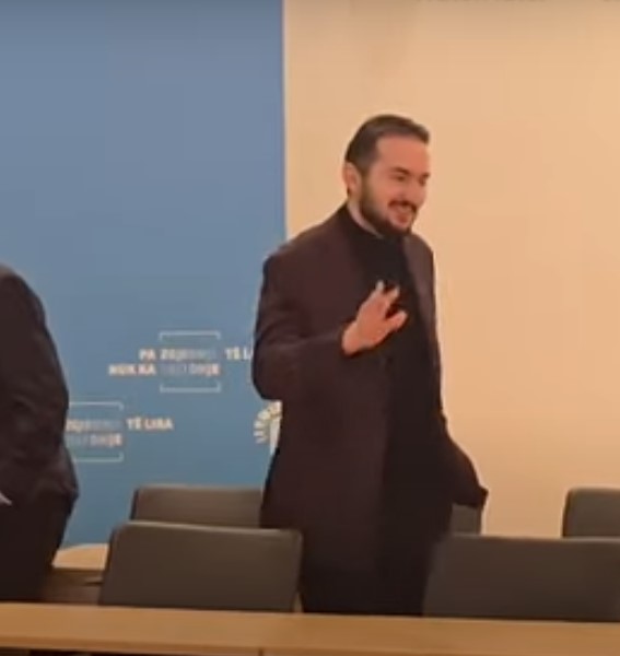 Salianji në selinë e PD: Nuk është momenti për Foltore, por për protesta të organizuara