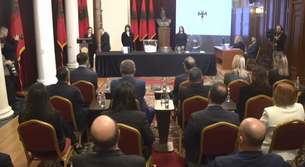 Ilir Panda kryetar i KED/ Hidhet shorti, zgjidhen anëtarët e përhershëm dhe zëvendësues (Emrat)