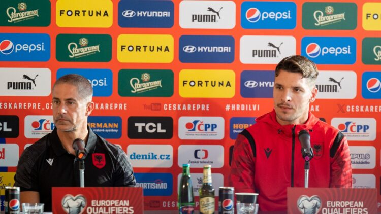 Çmimet FIFA “The Best”/ Ja kujt ia dhanë votën Sylvinho dhe Gjimshiti