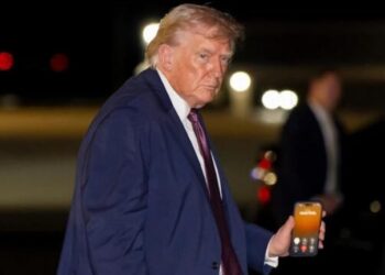 Ç’po ndodh në SHBA? Trump shkarkon 30 diplomatë nga administrata e Biden