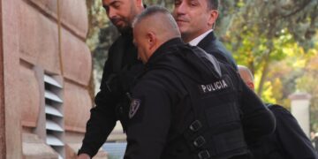 Erion Veliaj del nga qelia, do të paraqitet në seancën paraprake në GJKKO