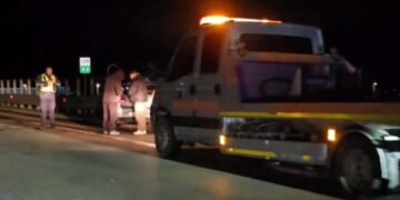 Humb kontrollin e mjetit dhe përplaset me bordurën, aksident në Novoselë