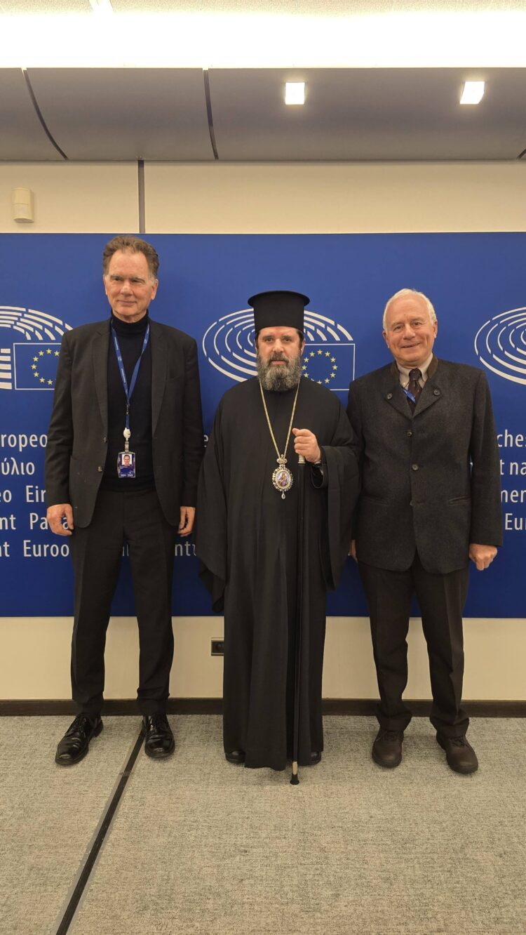 Kryepeshkopi Joan zhvillon takime të nivelit të lartë në Bruksel