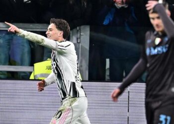 Juventusi i shuan Napolit ëndrrat për titullin, fitore domethënëse e Spalletti-t