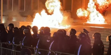 Deutsche Welle jehonë demonstratës: Për tri orë u kërkua dorëheqja e Ramës dhe qeverinë teknike