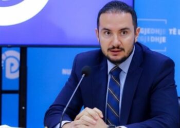 “Askush nuk është mbi Kushtetutën e PD” – Salianji i përgjigjet Berishës pas deklaratës për vetëpërjashtimin