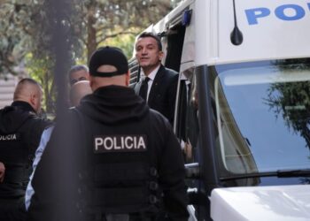 Fushata 220 mijë dollarëshe e lobimit të Veliajt në SHBA kundër drejtësisë