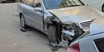 Aksident I shumëfishtë në Vlorë, i riu përplaset me 5 automjete të tjera