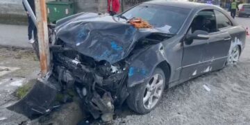 Aksident në Lushnje/ Benz-i përplaset me kamionçinën dy të plagosur