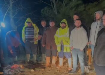 Përmbytjet në Miliskajë të Krujës, banorët flenë në qiell të hapur prej 4 ditësh