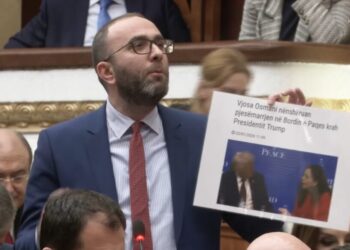 Bardhi pyet Peleshin: Pse lideri juaj global nuk firmosi “Bordin e Paqes” në Davos?