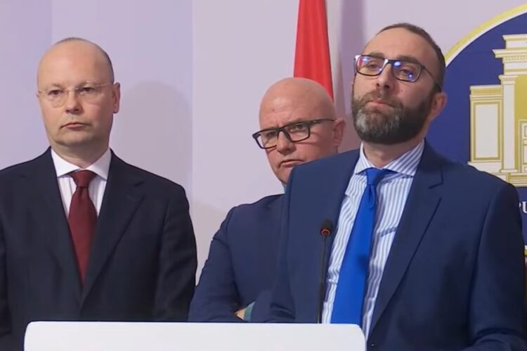 “Kallëzim penal ndaj Peleshit!”, Bardhi: Po mbron Ballukun, SPAK mund të veprojë edhe pa autorizimin e Kuvendit
