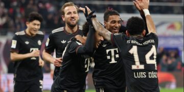 Bayern Munich shkatërron Leipzig dhe shkëputet 11 pikë në krye, Dortmund fitore në “frymën e fundit”