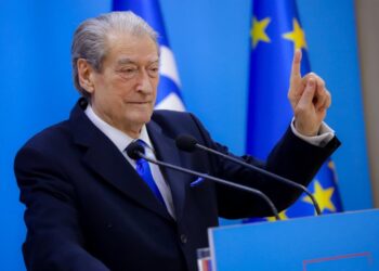 “Trump e di që ai është Ramaduro”, Berisha: Iu ndalua hyrja në sallën historike të themelimit të ‘Bordit të Paqes