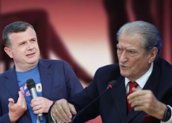 Berisha denoncon: “Taulant Balla urdhëroi largimin e efektivëve të policisë nga kontrolli tek call center-i”