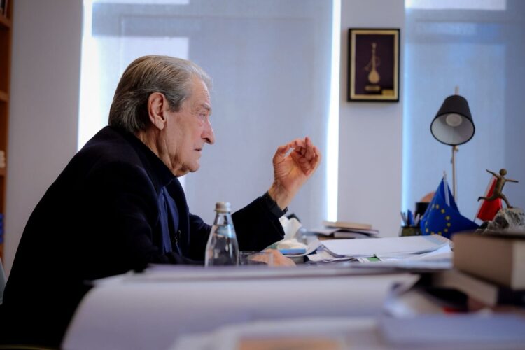 Pas drejtësisë, Rama po pushton parlamentin! Berisha: Protestat e vetmja zgjidhje