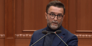 “Kemi para dhe nuk i paguajmë fermerët”, Erion Braçe: AZHBR ka dështuar, duhet zhbërë