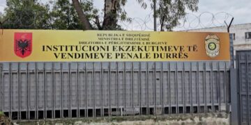 Arratisja e Altin Ndocit/ Edmond Llabani drejtor i komanduar i IEVP Durrës