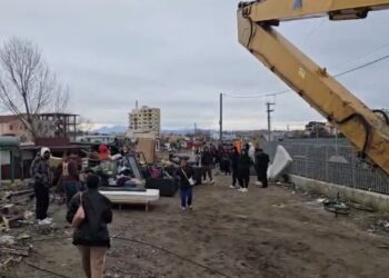 Durrës, IKMT kërkon t’u prishë banesat, 16 familje rome tek Ura e Dajlanit mbeten të pastreha