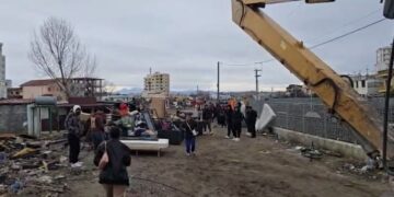 Durrës, IKMT kërkon t’u prishë banesat, 16 familje rome tek Ura e Dajlanit mbeten të pastreha