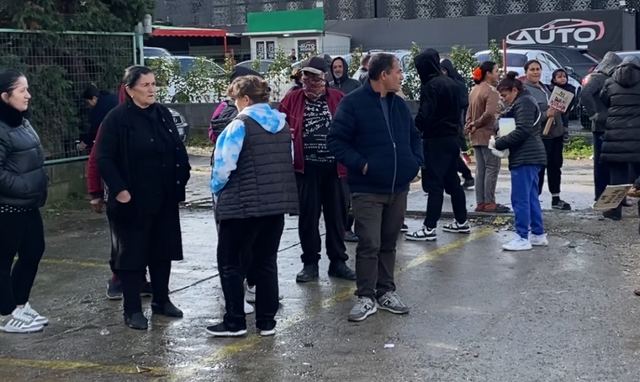 Aksioni i IKMT lë dhjetëra familje në rrugë! Qytetarët e Durrësit: Nuk dimë ku të fusim kokën