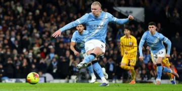 Man City humb dy pikë të mëdha ndaj Brighton, Bërnli i Brojës kënaqet me 1 pikë ndaj Mançester Junajtid (Rezultatet)