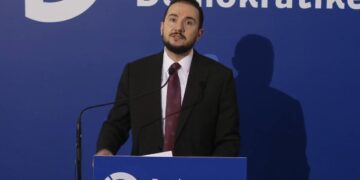 Salianji mesazh Berishës: Hapni krahun se ja ku janë demokratët dhe ta marrin përpara Qeverinë