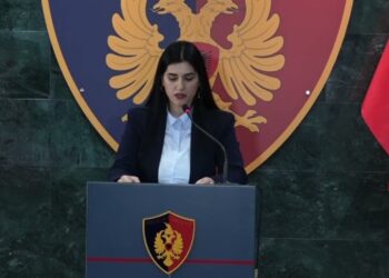 Pjesë e grupit kriminal në AKSHI, GJKKO nuk i kthen 8 celularët e sekuestruar drejtoreshës së Prodës