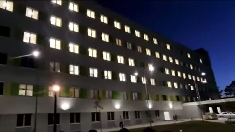 Ndërpriten dritat edhe në urgjencën e QSUT, reagon spitali: Nuk u cënua jeta e pacientëve