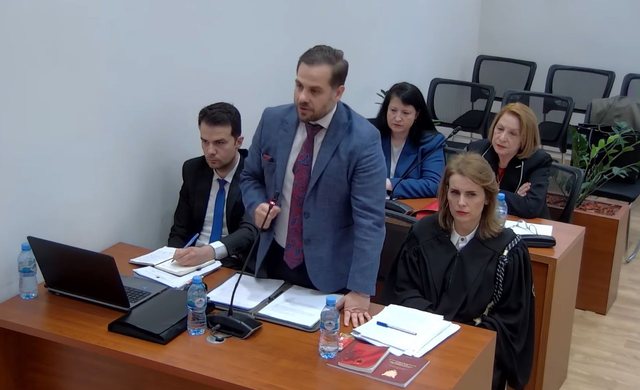 Ankimimi në Kushtetuese për Ballukun, përfaqësuesi i qeverisë: Ministrin e mbron imuniteti