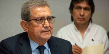 I dënuar në Shqipëri për aferën e inceneratorëve, vdes në spital ish-ministri peruan