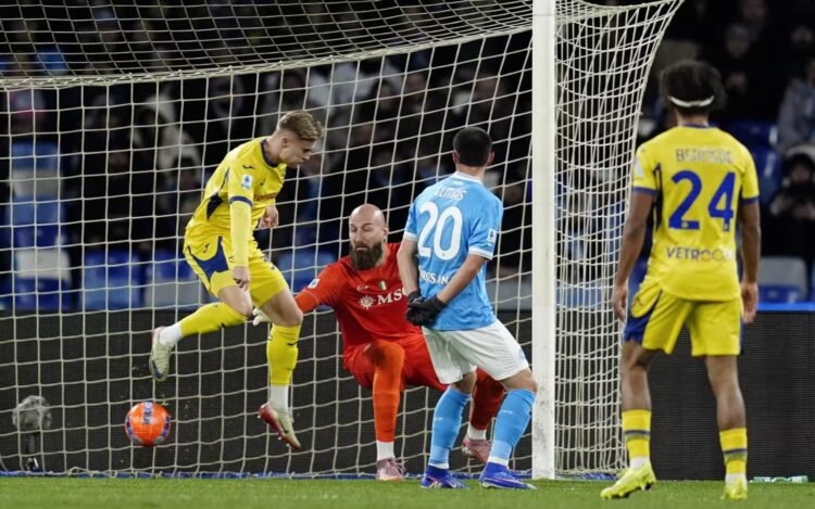 Barazim 2-2 me Veronën në “Maradona Stadium” , Lorenzo shpëton Napolin nga humbja