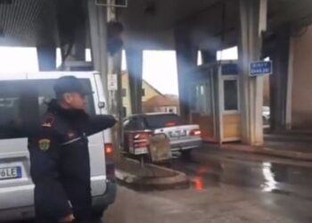 Tentoi të largohej nga Shqipëria, kapet në Qafë Thanë 38-vjeçari i shpallur në kërkim