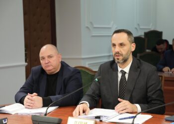Lamallari prezanton ndryshimet në Kodin Penal: Nga dekriminalizimi i shpifjes te ndëshkimet për parkimin në rresht të dytë