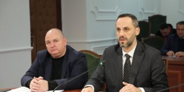 Lamallari prezanton ndryshimet në Kodin Penal: Nga dekriminalizimi i shpifjes te ndëshkimet për parkimin në rresht të dytë