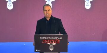 Boçi: Kjo nuk është kryeministria e shtetit, por kuplaraja e pushtetit dhe ne duhet ta shembim