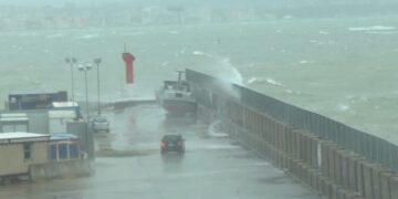 larm nga Bashkia Durrës: “Shmangni daljet e panevojshme”, moti përkeqësohet