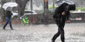 Reshjet e shiut, IGJEUM paralajmëron përmbytje, ja zonat më të rrezikuara