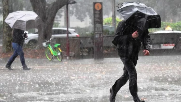 Reshjet e shiut, IGJEUM paralajmëron përmbytje, ja zonat më të rrezikuara