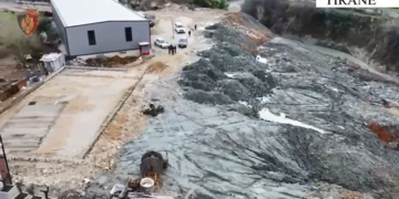Ndërtonte pa leje dhe mbetjet i hidhte në lumin e Tiranës, arrestohet 43-vjeçari (VIDEO)