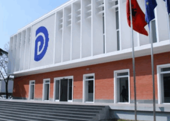 PD-ja E 2025-ës/ Nga zgjedhjet, te “farsa”, rikthimi në Kuvend dhe protestat kundër qeverisë