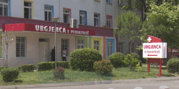 Përhapen dy variante të reja të gripi, mjekët apel: Shmangni mbipopullimet