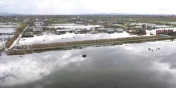 ‘Përmbytjet po nxjerrin llumin e korrupsionit’, Gjoni: Rama mendon vetëm si t’i shpëtojë ndëshkimit