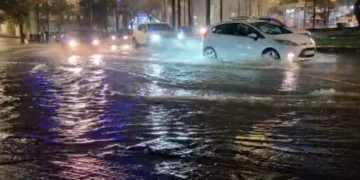 Rëndohet situata nga përmbytjet në Greqi, humbin jetën dy persona (Video)