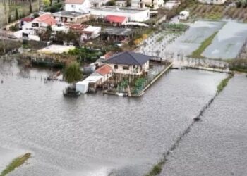 Pushteti qendror apo bashkitë? Konflikti i kompetencave që fundos zonat e përmbytura