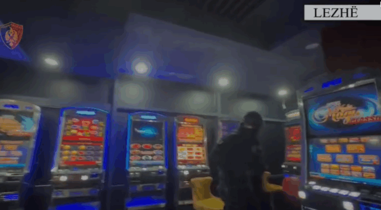 Goditet rrjeti i lojërave të fatit në Lezhë, arrestime dhe hetim për efektivë policie