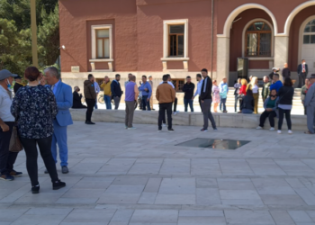 Banorët e Durrsakët në protestë: Na prishën shtëpitë pa paralajmërim