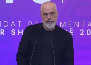 Rama me deputetët socialistë: Me kushtet e sotme jemi të paintegrueshëm në Bashkimin Europian