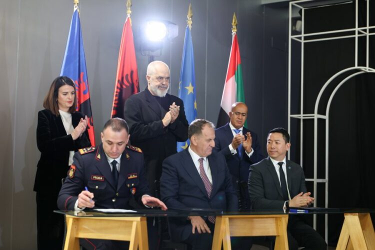 Loja vazhdon/ Krijohet kompania që do të marrë 140 mln dollarët e Smart City